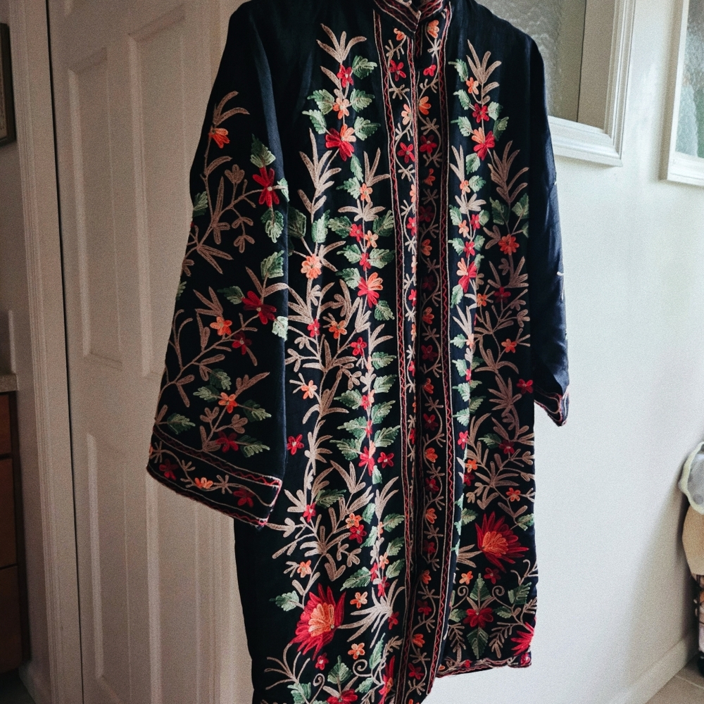 Traditional Kashmiri Embroidered Silk Jacket Duster Coat Sweater